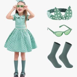 50s Polka Dot Dress with Accessories